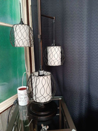 Lamp with three lights