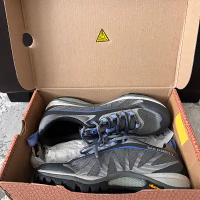 Merrell women's shoes, Brand new/ size 6, View more