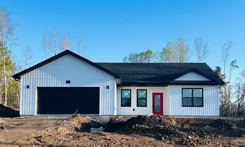 Located on Centennial Drive in Abercrombie, this home is currently under construction and will be re...