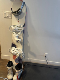 Full set snowboard + binding + snow boot 