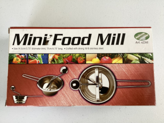 Inox Time Mini Food Mill - New in Box dans Vaisselle et articles de cuisine  à Ouest de l’Île