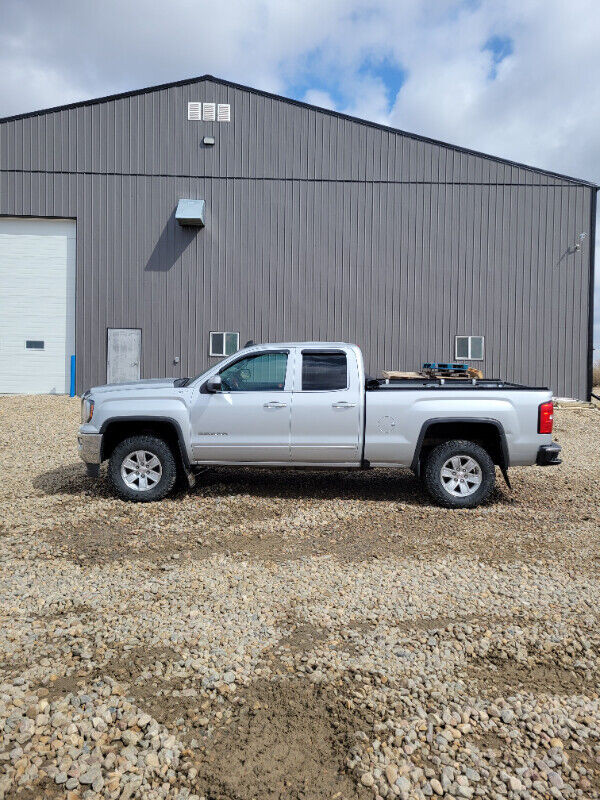 2016 GMC Sierra in Cars & Trucks in Saskatoon - Image 2