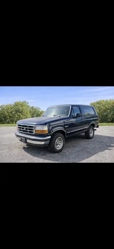 1992 Ford Bronco XLT – 5.0L V8 – 4x4 – Project Truck $8,000 FIRM — lowballers will be ignored. Selli...