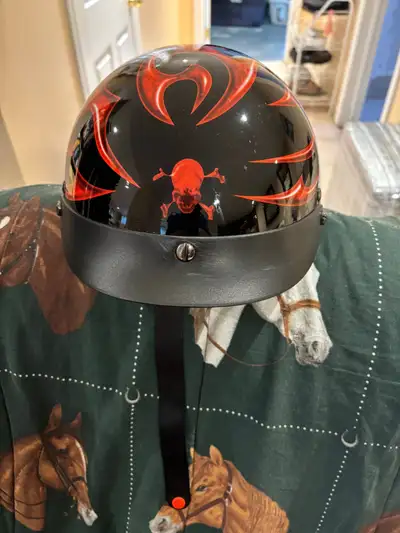 Motorcycle helmets. Red coloured XS ladies 40.00, Monarch small 25.00, Hanil large 25.00. Mens motor...