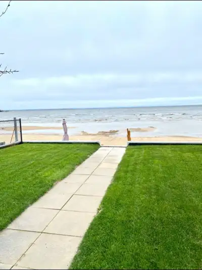 LAKEHOUSE Availabe for rent August 1, 2025