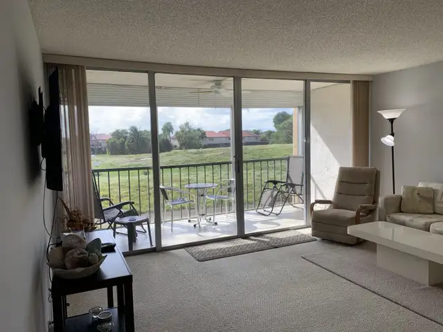 Furnished 2BD/2BTH condo in Lauderhill FL available to rent. in Florida in Canada - Image 2