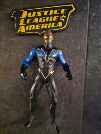 BLACK LIGHTNING DC Direct Justice League Of America, View more