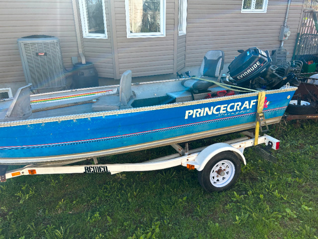 PrinceCrasft Boat 1990 in Powerboats & Motorboats in Gatineau - Image 3