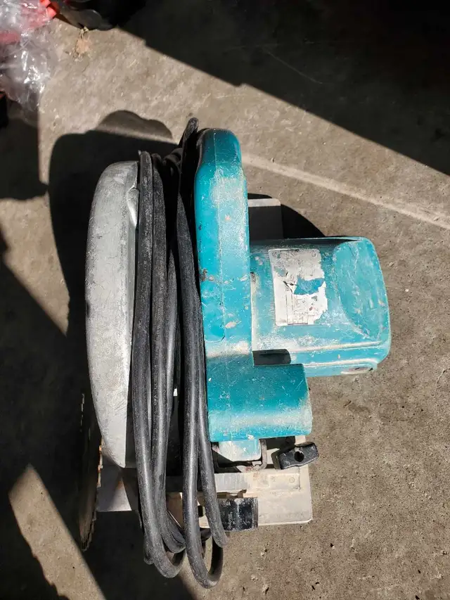 Makita Circular Saw in Power Tools in Markham / York Region - Image 2
