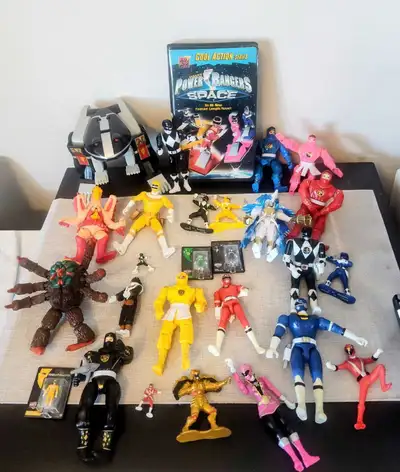 Vintage power rangers lot, View more