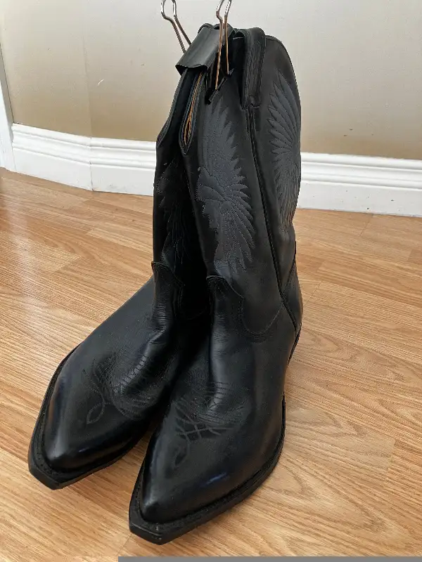 BOULET BOOTS Vtg. Western #9506 - Feather Head Size 10 Brand New in Men's Shoes in Edmonton - Image 8