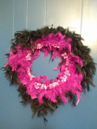 Feather decor wreath