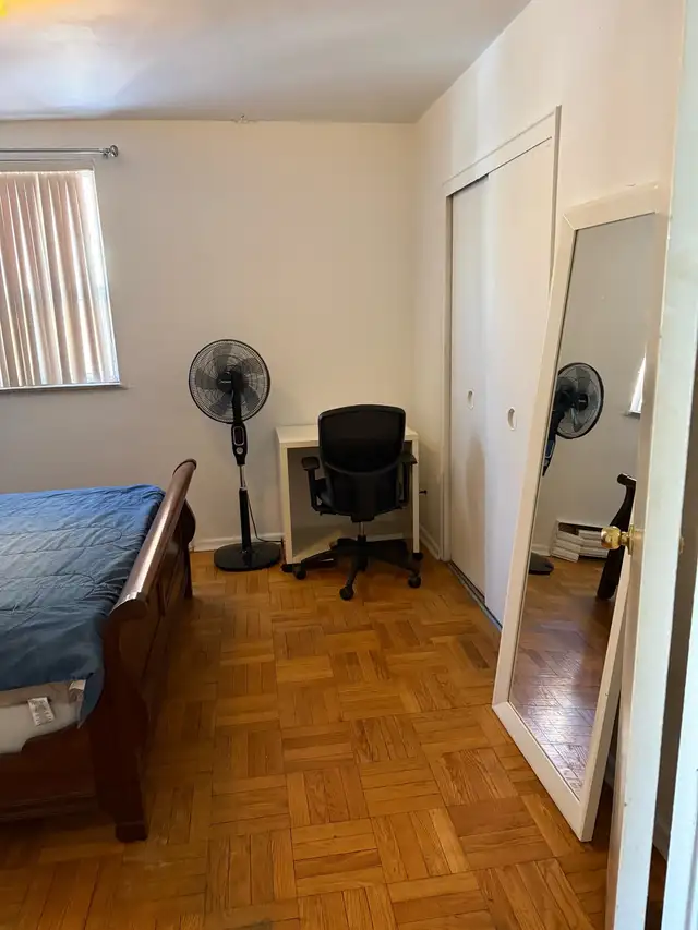 Habitación para Rentar / Room for Rent in Room Rentals & Roommates in City of Toronto - Image 3