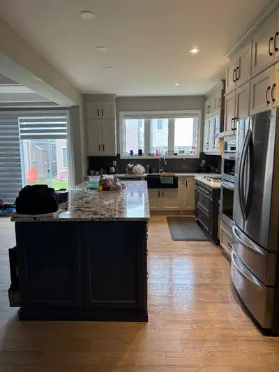 - Spacious private room in a house - Walk in closet - Shared bathroom and common areas - Kitchen is...