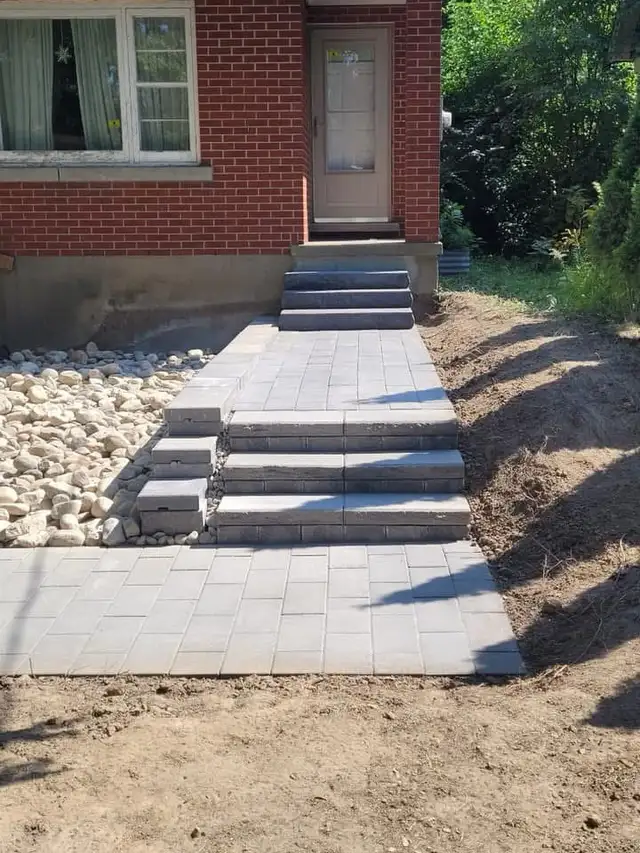 Interlock & Stone446068597740677124