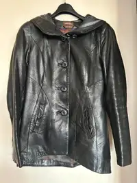 manteau de cuir noir