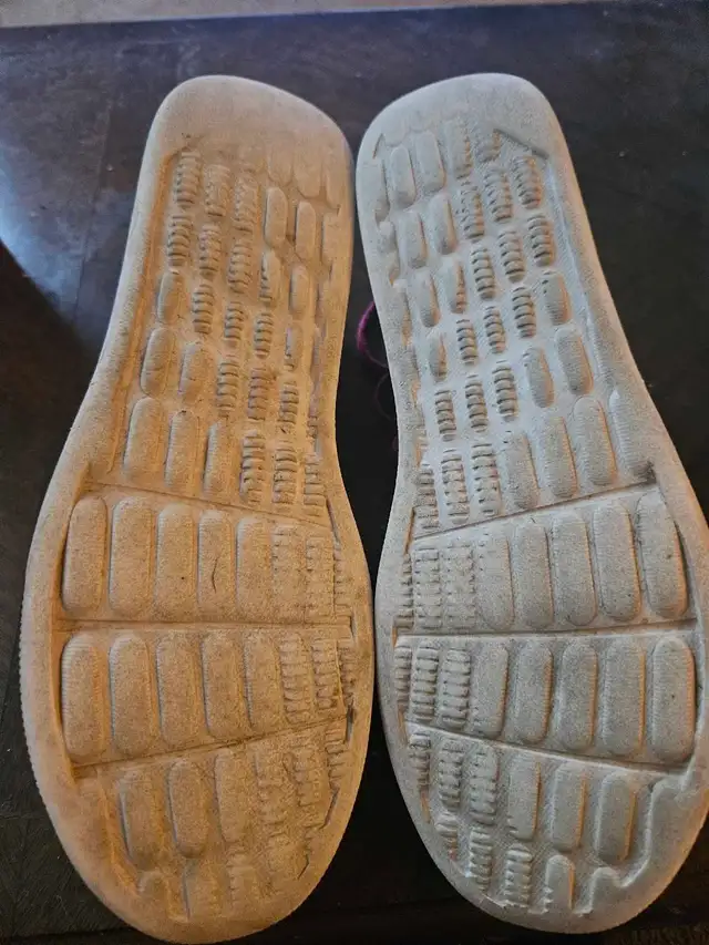 women's shoes in Women's - Shoes in Oshawa / Durham Region - Image 5