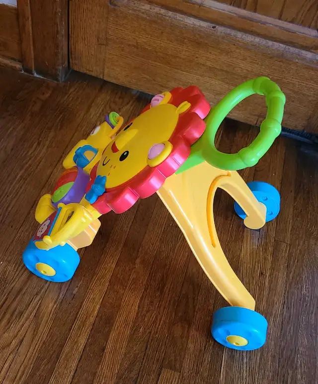 Baby walker in Toys in Windsor Region - Image 3