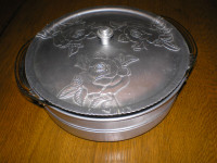 FIRST $30 TAKES IT  ~VINTAGE HAMMERED ALUMINUM CASSEROLE DISH ~