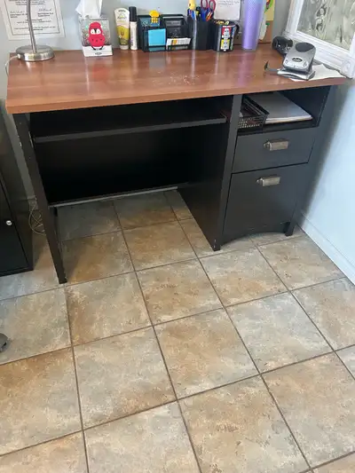 FREE office desk (must pick up), View more
