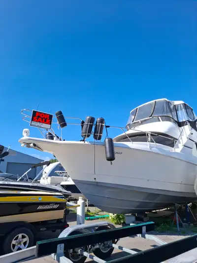 1996 Silverton 372 Motor Yacht Market value of 125000.00$ Make an offer. Best offer gets it. 2018 Su...