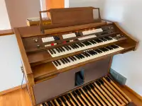 Baldwin full-sized organ