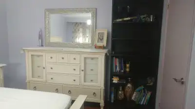 I am offering a cozy, fully furnished bedroom in a beautiful house. The house is in Applewood, one o...