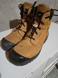 Safety boots size 13