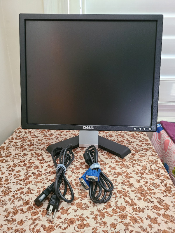 20" LCD Dell Monitor for sale in brampton in Monitors in City of Toronto - Image 3