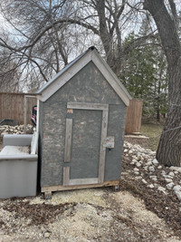 Heated and insulated pet house / Chicken Coop