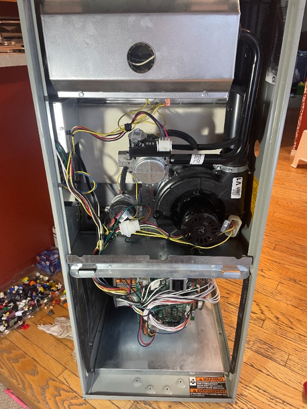 Trane TUH2B080A9V3VAA High Efficiency Furnace FOR PARTS Other