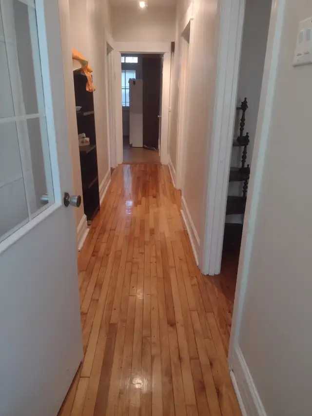 Two 5.5s (one 3-bed, one 2-bed) in the S-Ouest (Jolicoeur metro) in Long Term Rentals in City of Montréal - Image 5