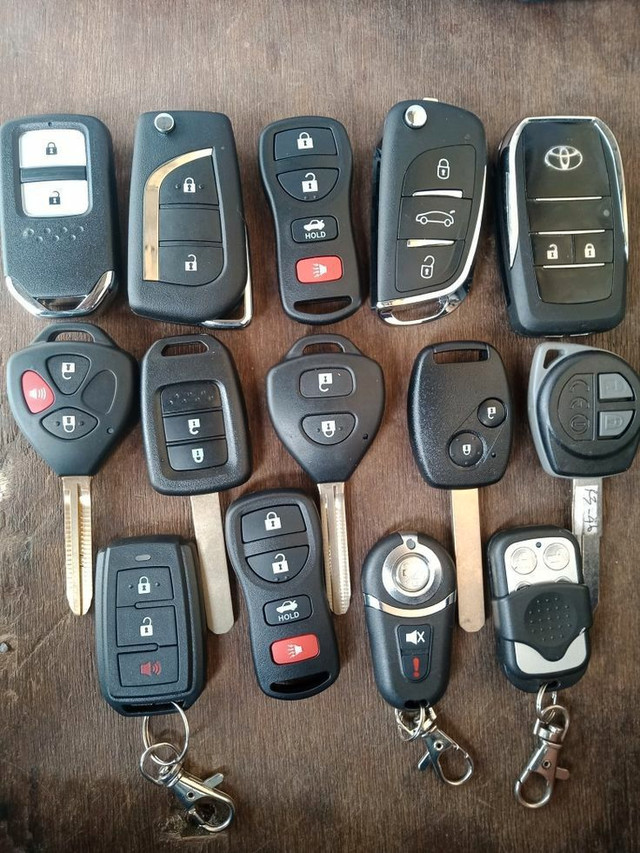 trusted locksmith in Oakville - Deadbolts rekey -auto keys in Other in Oakville / Halton Region - Image 2