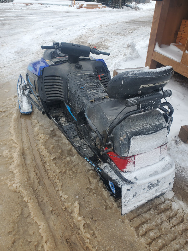 Polaris Indy 500 2-up xtra-12 snowmobile Trade in Snowmobiles in Kitchener / Waterloo - Image 2