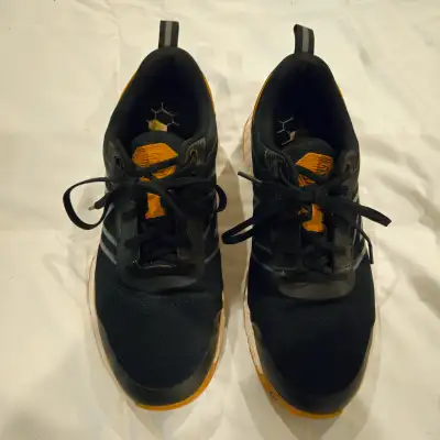 Golf Shoes - Men US 11.5, View more