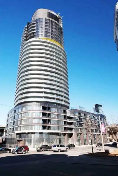 1 Bedroom City Place Downtown Toronto Lakeshore and Spadina 550sqft LOCATION: 38 Dan Leckie Way, Tor...