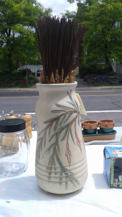 Pot décoratif en terre cuite, View more