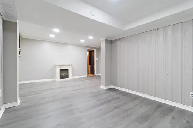End-Unit Townhome with Basement for Rent in Heart Lake East in Long Term Rentals in Mississauga / Peel Region - Image 10