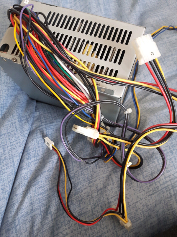 VGOOD Astec PC Power Supply Unit with fan in System Components in Ottawa - Image 3