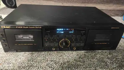 Nice Double Cassette Deck , View more
