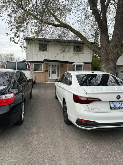 Beautiful 4BR Home for Rent  | Finished Basement + 5 Parkings!