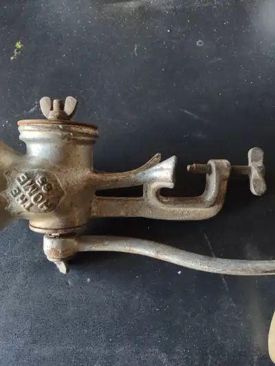 Vintage meat grinder.Never used.The Home 85 series.Some rust in spots.$15.00.Or B.O.Shipping availab...