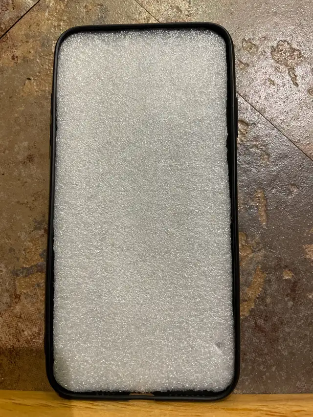 iPhone XS Max case (new) in Cell Phone Accessories in Ottawa - Image 5