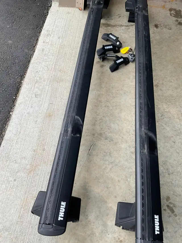 Thule Canoe Rack Kit for Chevrolet/GMC Truck in Fishing, Camping & Outdoors in Muskoka - Image 2