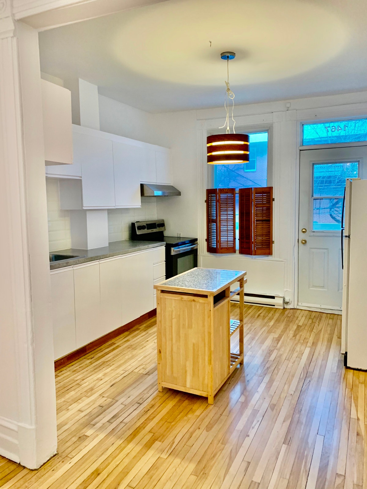 4 1/2 appartement rénové et lumineux dans HOMA — photo 1