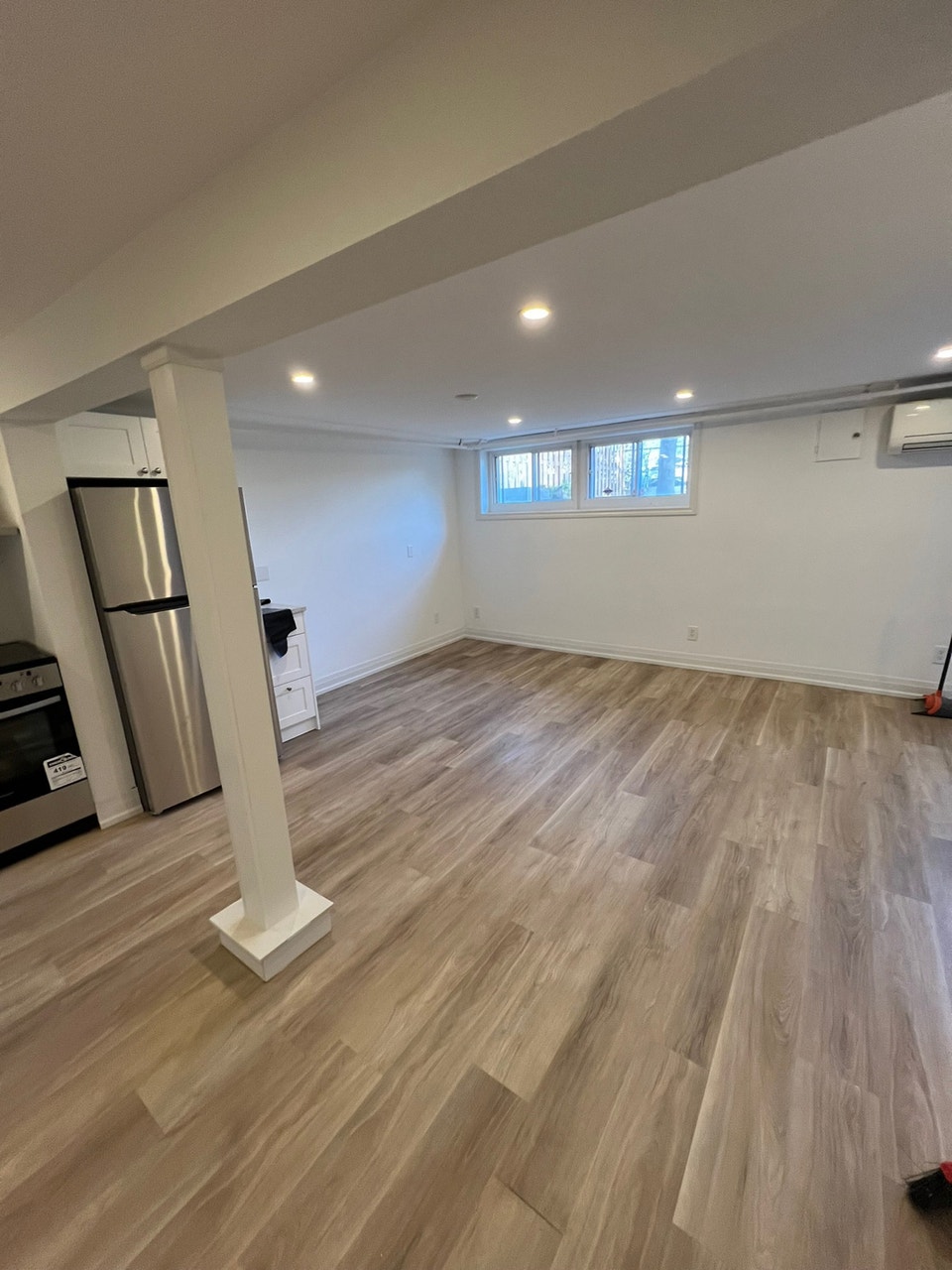 Westboro Newly renovated 2 Bed basement suite with huge yard 5