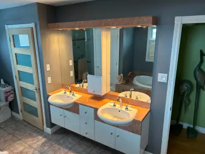 Comptoir de salle de bain, View more