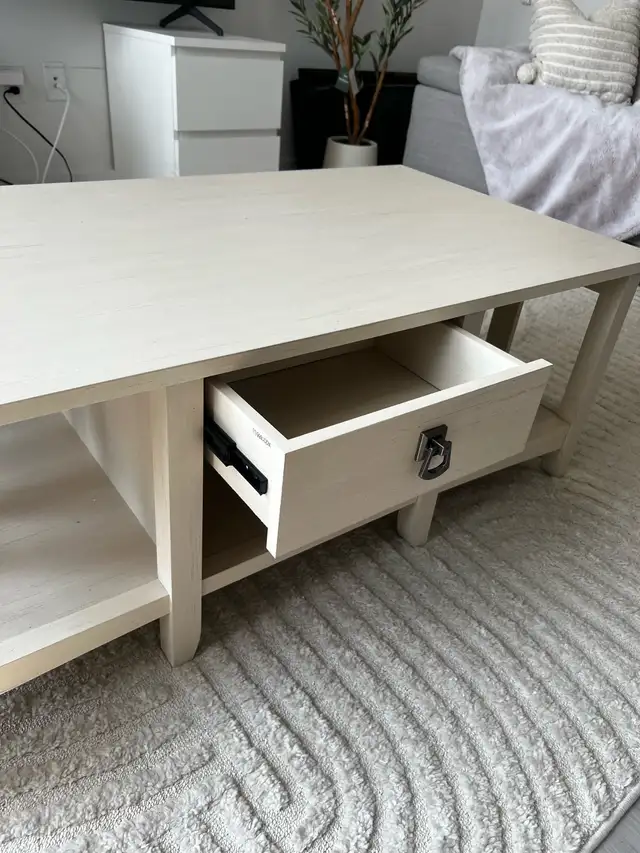 NEW CREAM TONE COFFEE TABLE 63848995770113122