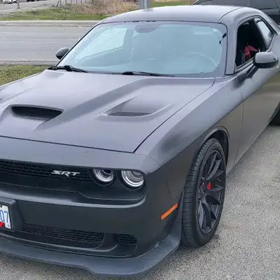2015 Dodge Challenger SRT Hellcat 6.2L Supercharger Only 80,000 km Wrapped in matte black keeping or...