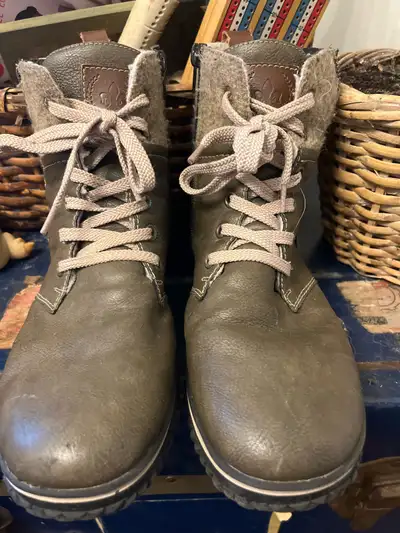 Rieker size 8, View more